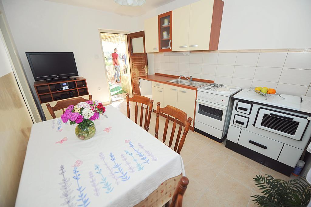Apartment Karla Jadrtovac Kamer foto